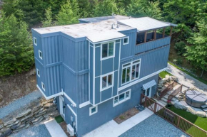 Hillside Hideaway- Container Home in Blowing Rock (4 miles from Appalachian Ski Mountain) Blowing Rock